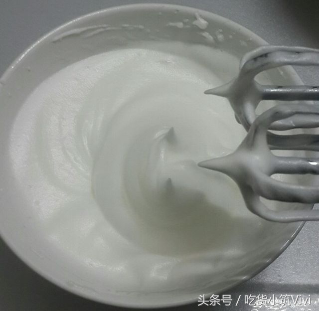 烘焙师教你蛋清打发,烘焙初级入门需要什么材料