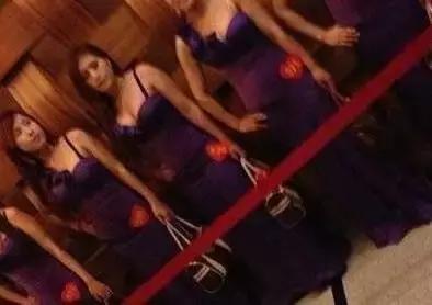 发工资了,教你们如何去洗浴中心装X!