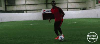 足球晃动过人,足球技巧晃人