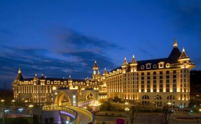 鍩庡牎閰掑簵鏃呮父鏀荤暐,stay閰掑簵