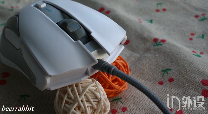 宜博疾光狂蛇,宜博m639鼠标