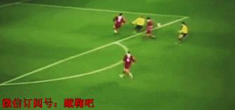 十大经典弧线进球,足坛十大弧线进球视频