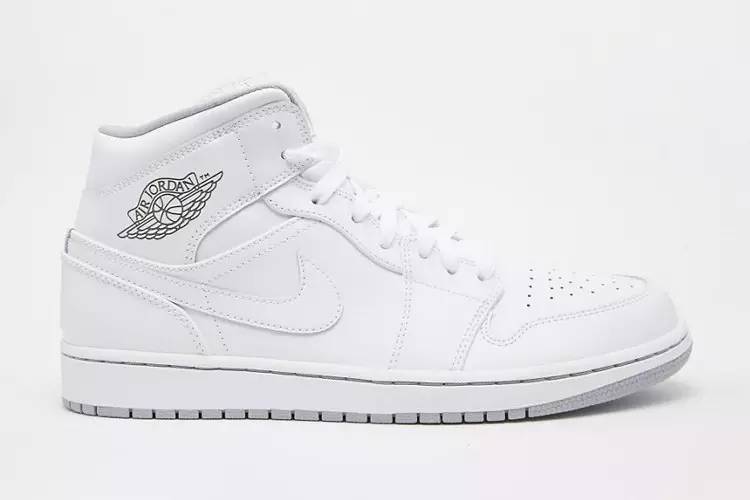 推荐几款百搭运动鞋男 (有哪些百搭的男士休闲鞋)