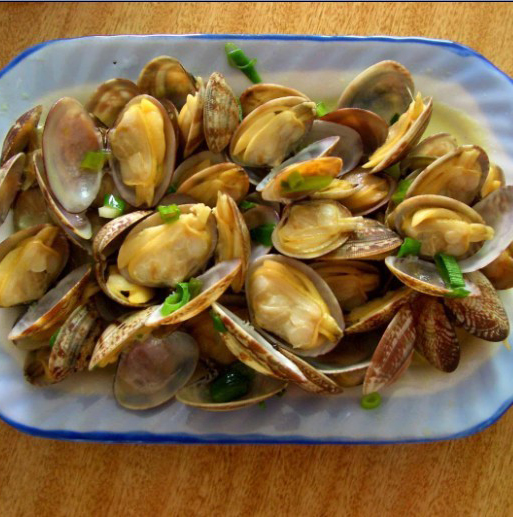 连云港美食小吃剁椒鱼头面,连云港墟沟小吃一条街