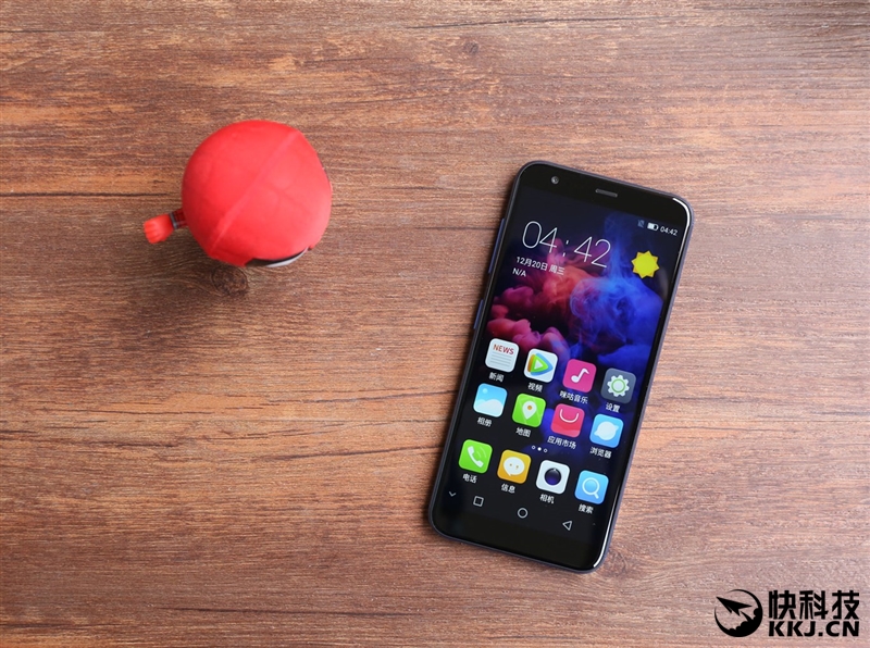 899元!红辣椒7X手机评测:全面屏+4GB内存