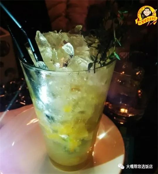 每日一咖暖心热饮,每日一咖焦糖拿铁