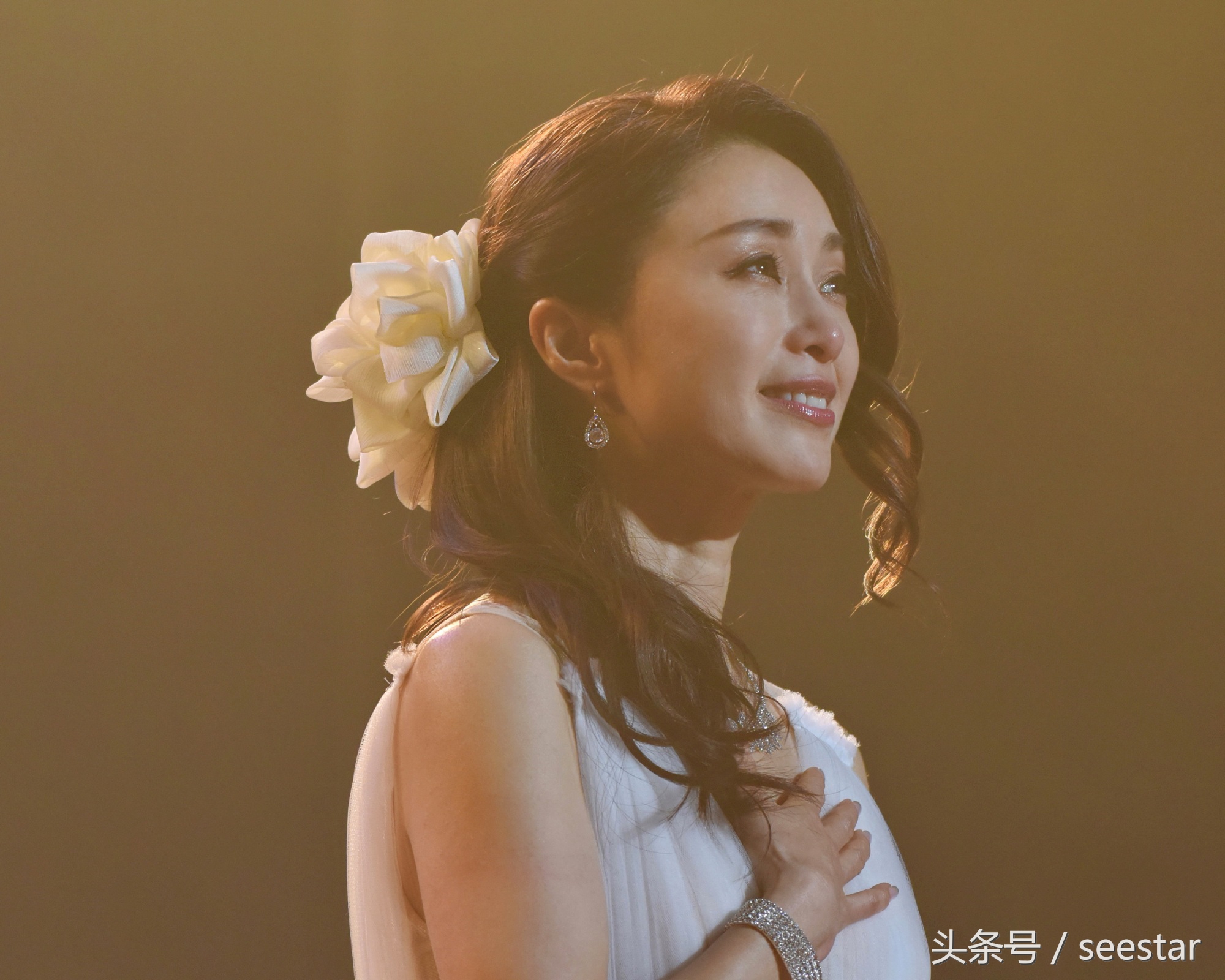 酒井法子复出唱歌,酒井法子现场视频