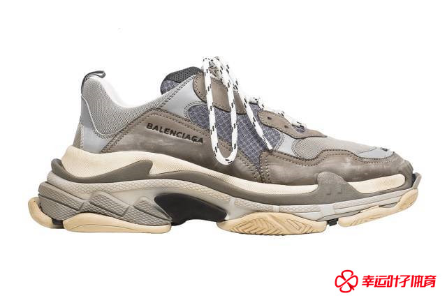 巴黎世家triples白球鞋,类似巴黎世家的复古球鞋