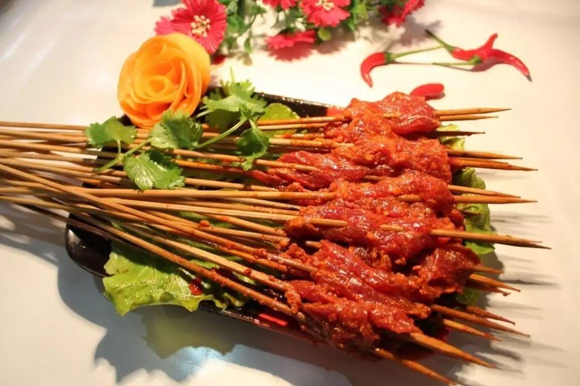 10个你来成都不得不吃的小吃盘点,成都最火爆的小吃成都名吃排行榜