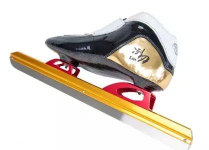 初学滑冰怎么选冰鞋,滑冰冰刀鞋