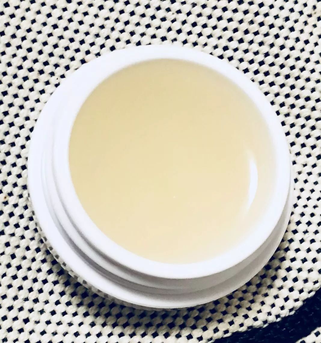 10支唇膏,10款润唇膏帮你总结好了