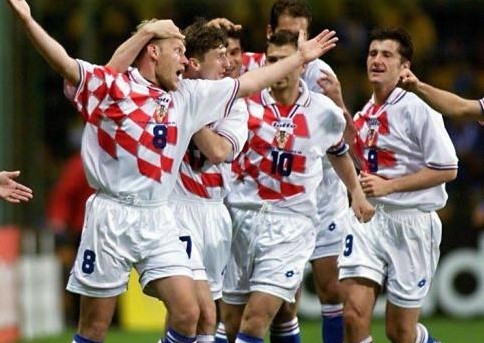 国家队最经典球衣,回顾2024年国家队球衣款式