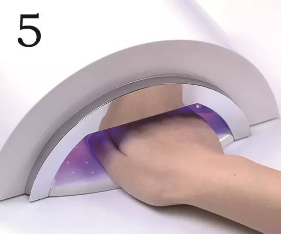 美甲教程初学涂甲油胶手法练习,做甲油胶美甲正确步骤图