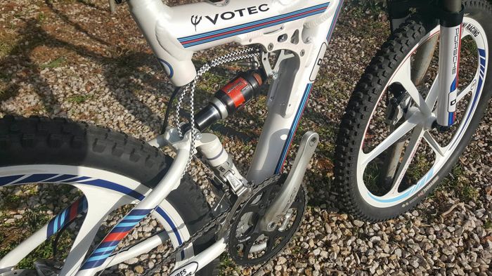 国外拍卖行拍卖奢侈品保时捷-马蒂尼赛车VotecF7自行车