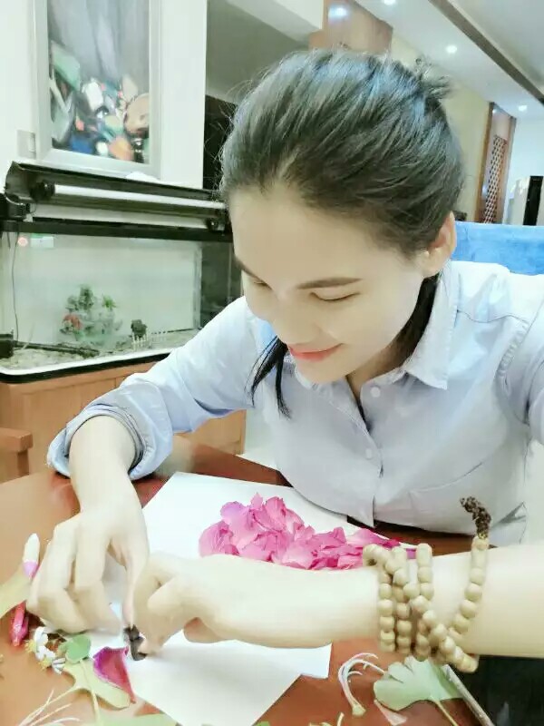 嘿我喜欢你黑色隐藏图,嘿我喜欢你