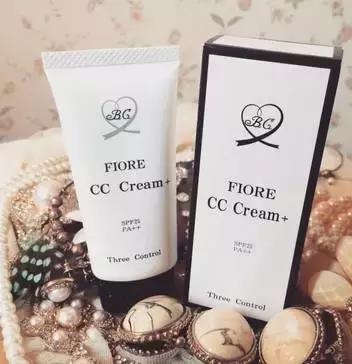 隔离妆前乳防晒霜先后顺序,妆前乳隔离防晒霜