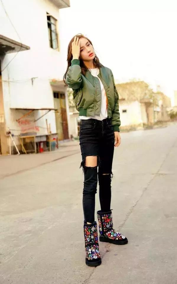 杨幂和热巴穿同款连衣裙,从杨幂赵丽颖到热巴肖战