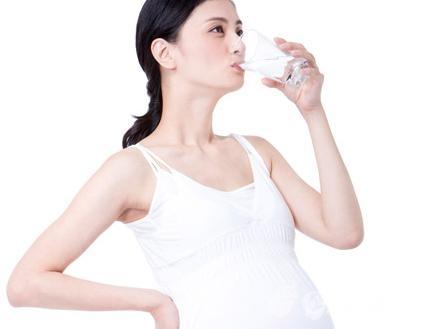 孕期秋季脸部皮肤干燥起皮怎么办,秋季孕妇皮肤起皮吃什么好