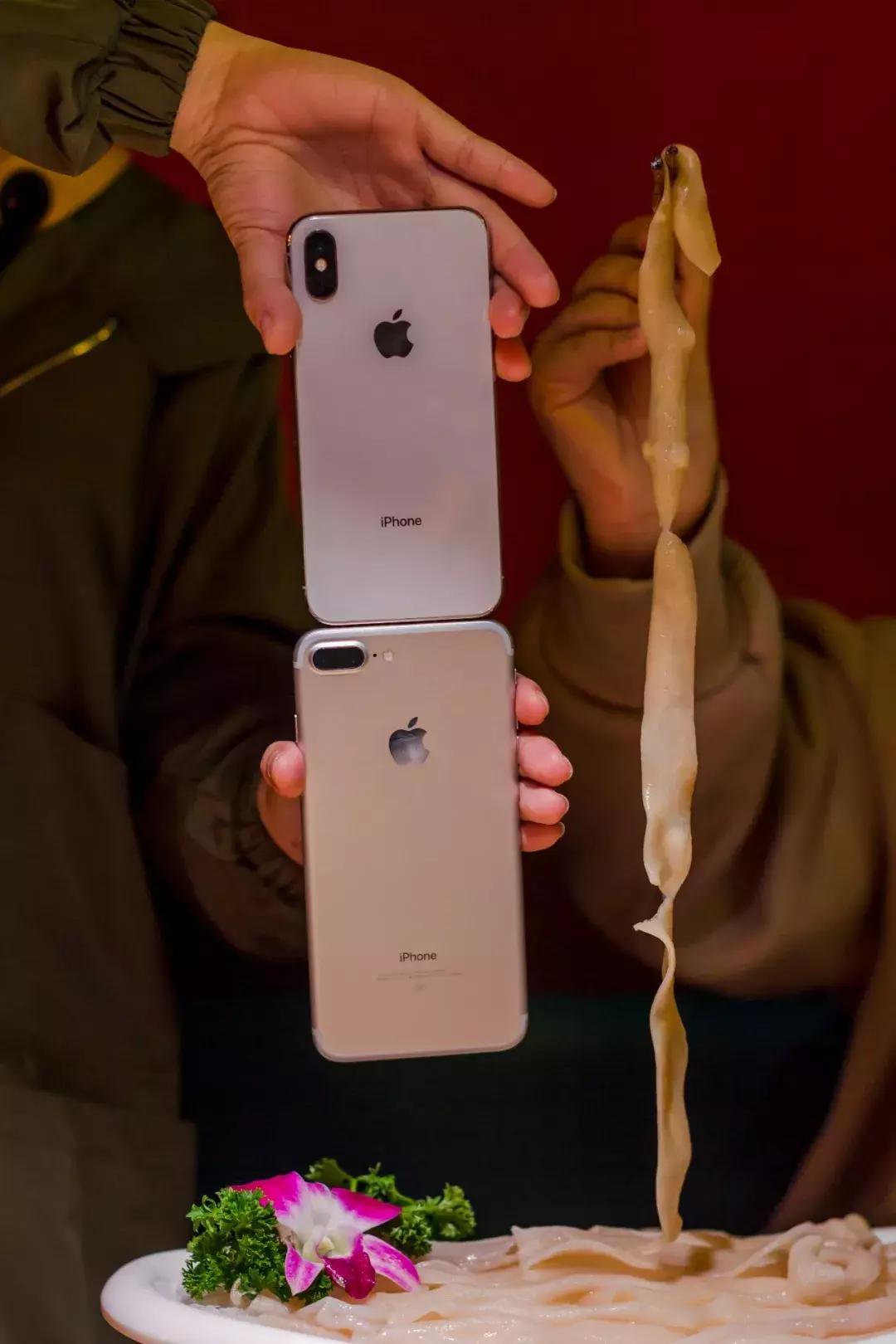 这家店老板说啦，毛肚不好吃就退货，你准备去退货吗？