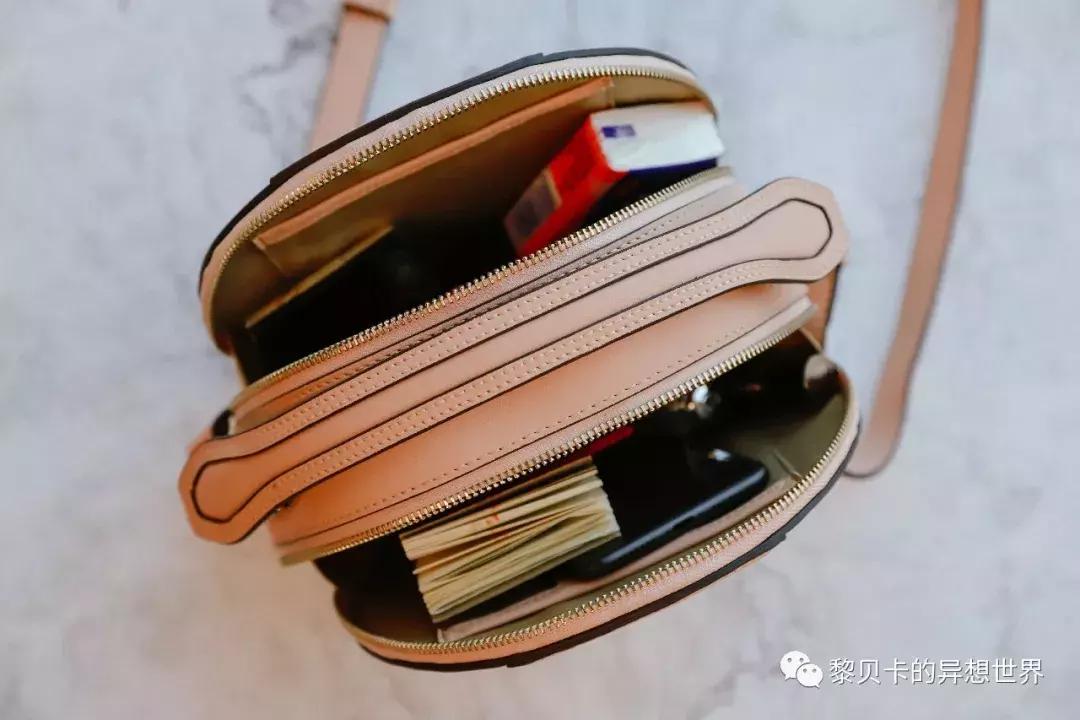 从上百只包里，她们精挑细选了这9只最爱的年度好包