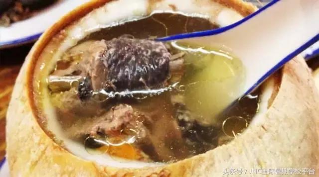 广州人暑期的快乐都在这里,听说广东人什么都吃怎么回复