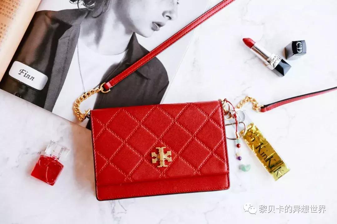 从上百只包里，她们精挑细选了这9只最爱的年度好包