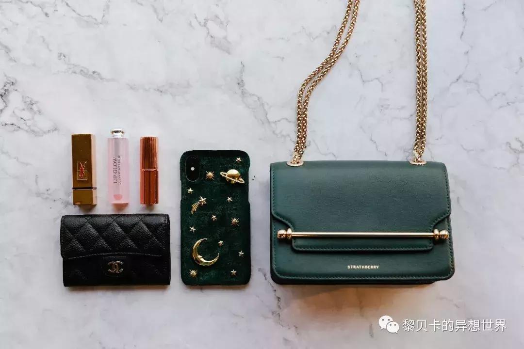 从上百只包里,她们精挑细选了这9只最爱的年度好包