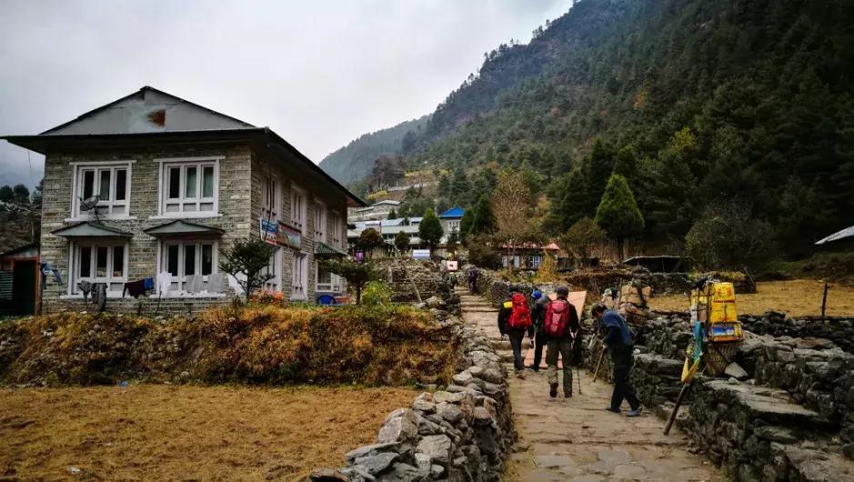 尼泊尔ebc徒步几天可以完成,尼泊尔ebc徒步多少公里