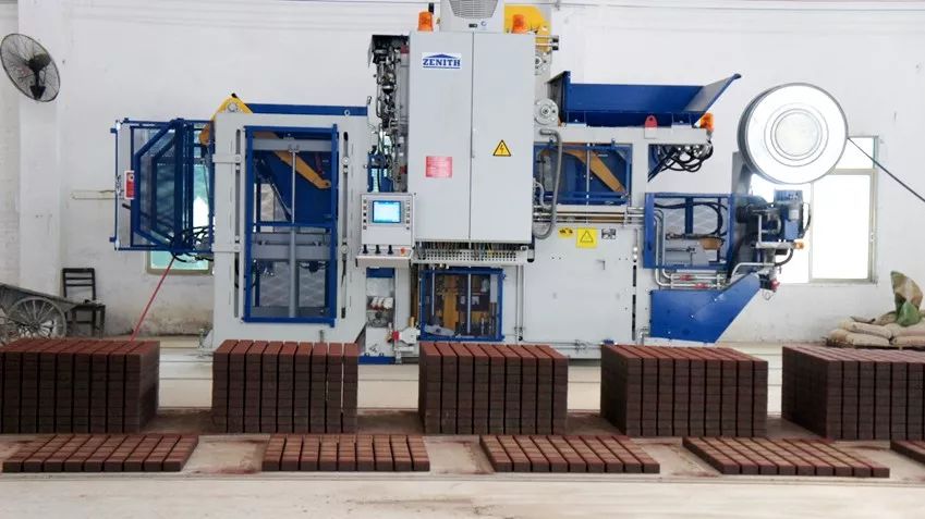 领跑砖机智造丨泉工股份斩获“中国制造业单项冠军示范企业”