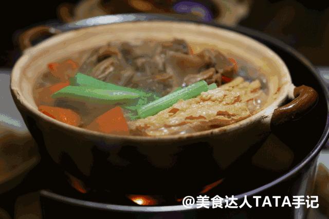 一不留神就掉进坑里,一不留神就会掉进一个大坑