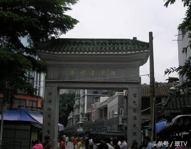 探索缅甸翡翠宝石的奇幻之旅,中国和缅甸翡翠交易市场