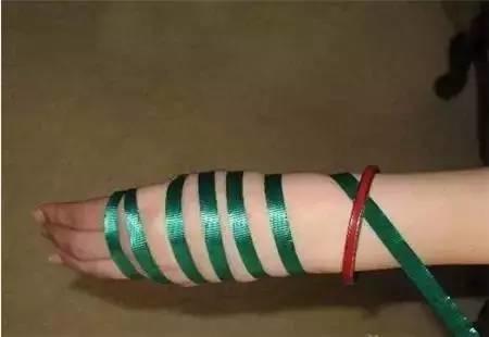 30万玉镯被打碎怎么处理,玉镯被砸掉