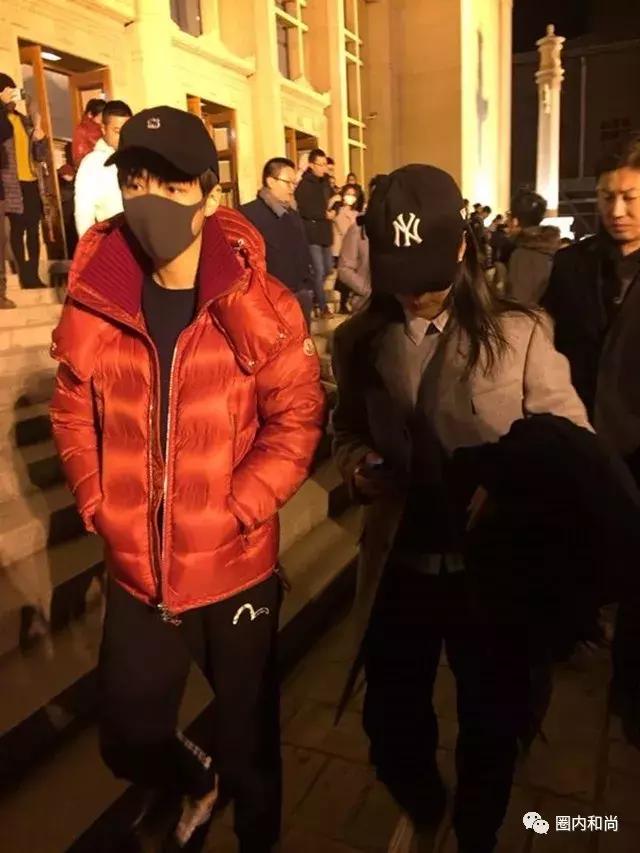 tfboys三只工作室礼盒在哪买,tfboys三小只的资源