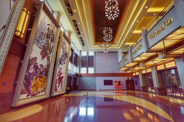 迪士尼小镇夜景要门票不,迪士尼小镇一天攻略