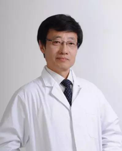 先天性上睑下垂最佳的治疗措施,上睑下垂适合多少岁治疗