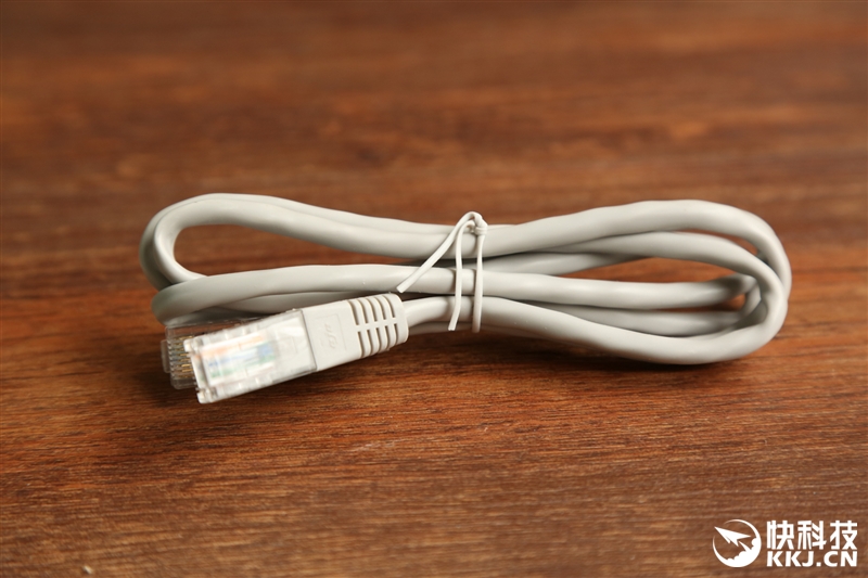 腾达路由器AC9是千兆的吗,腾达ac1200千兆口路由器