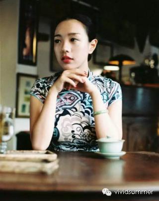 简单的裸妆需要哪些化妆品,裸妆都需要什么护肤品