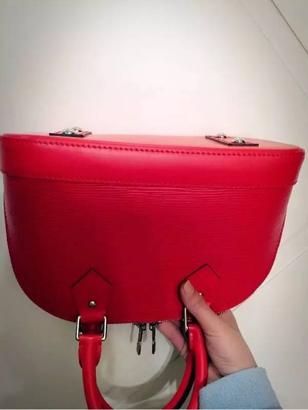 奢侈品店lv包,专柜购买的lv包