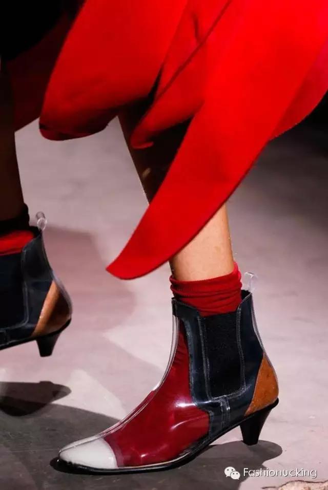 一双不掉跟的船袜你入手了吗,还在穿船袜吗