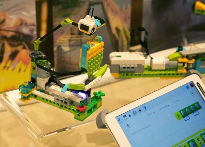 乐高wedo2.0零件清单,乐高wedo2.0避障机器人