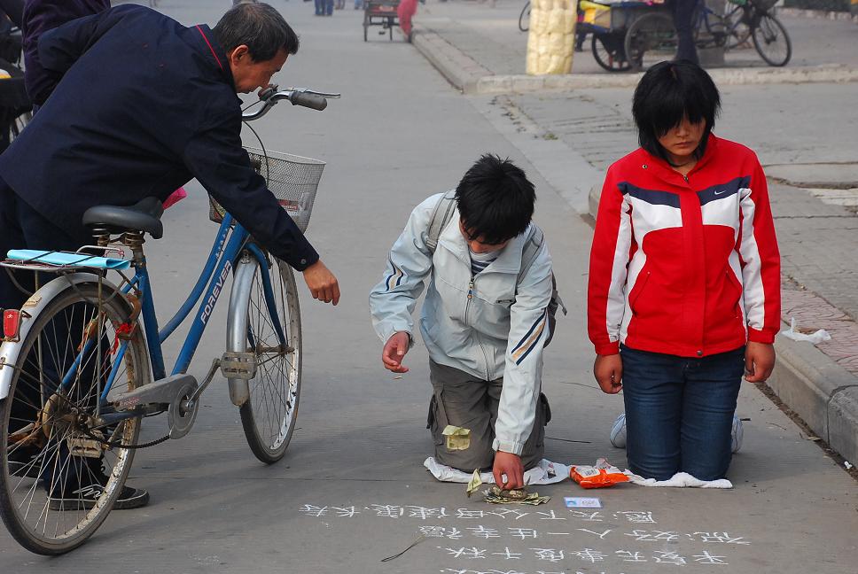 盘点揭开乞丐的秘密,乞丐为什么成为乞丐