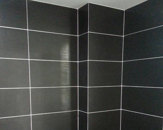 家庭装修瓷砖怎么做美缝,家居瓷砖用5年后自己做美缝教程