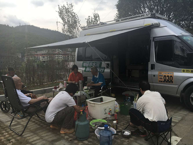 遵义租奔驰房车,随州房车租赁