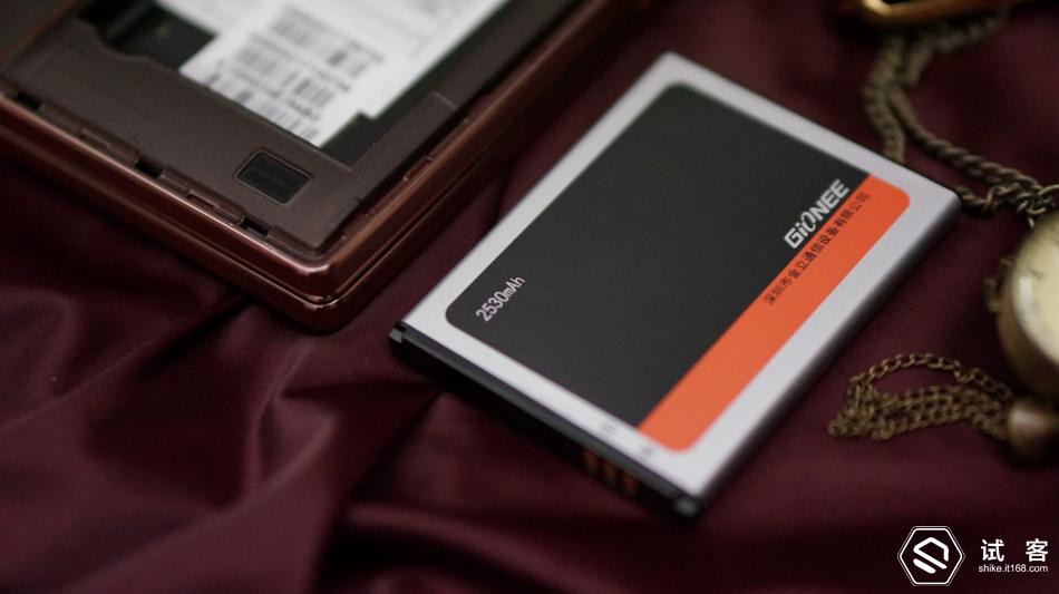 金立天鉴w909系统还可以再升级吗,金立天鉴w909手机充不了电怎么办