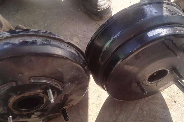 奔腾b70刹车软怎么回事,奔腾b70刹车盘维修