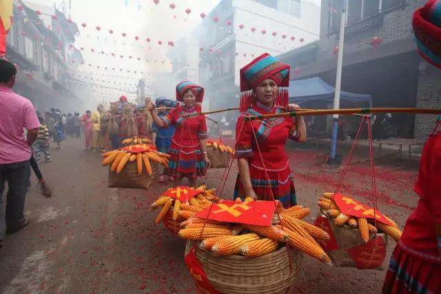 南宁十大游泳景区排名,南宁龙门水都景区游泳池