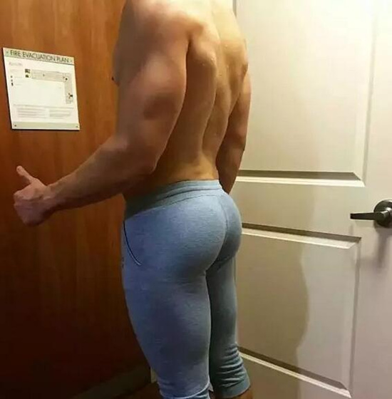 男生屁股翘是种什么体验？锻炼这五个动作一定对你有用！