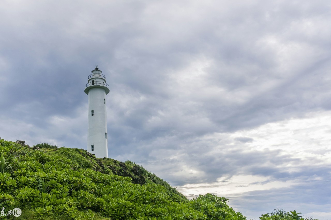 洗很脏衣服用什么浸泡,衣服脏用什么肥皂洗干净