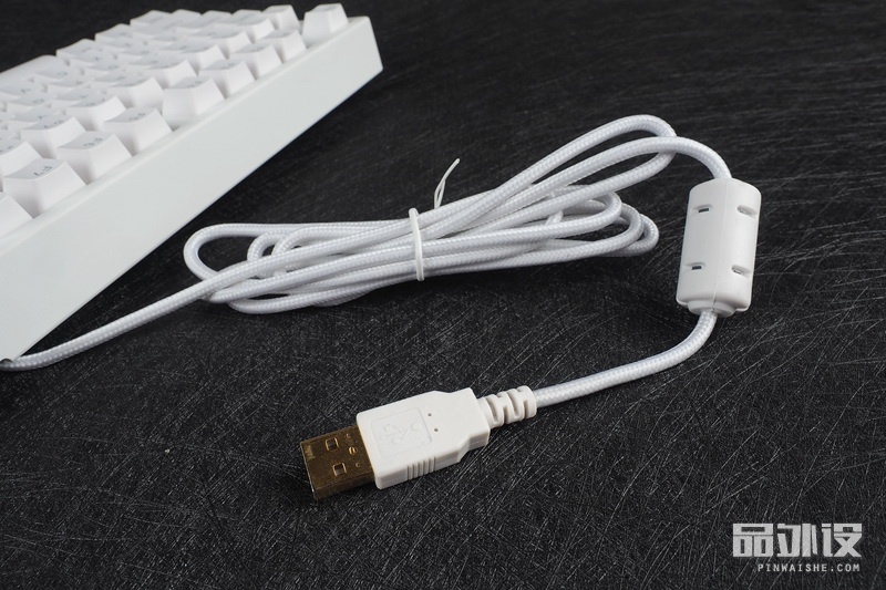 凯酷kc104rgb机械键盘多少钱,凯酷104黑轴机械键盘