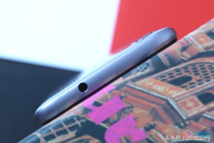 红辣椒7x尊享版拍照,千元吃鸡神器红辣椒7x隆重上市